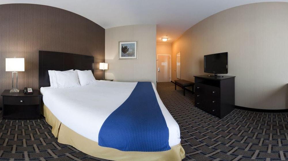 Hotel Express & By Ihg