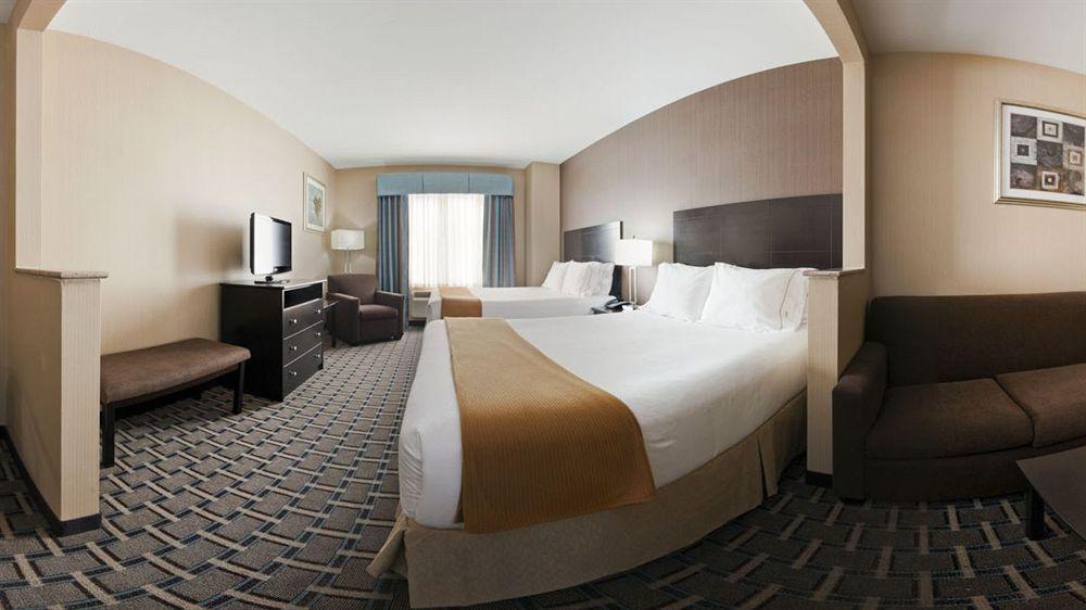 Express & By Ihg