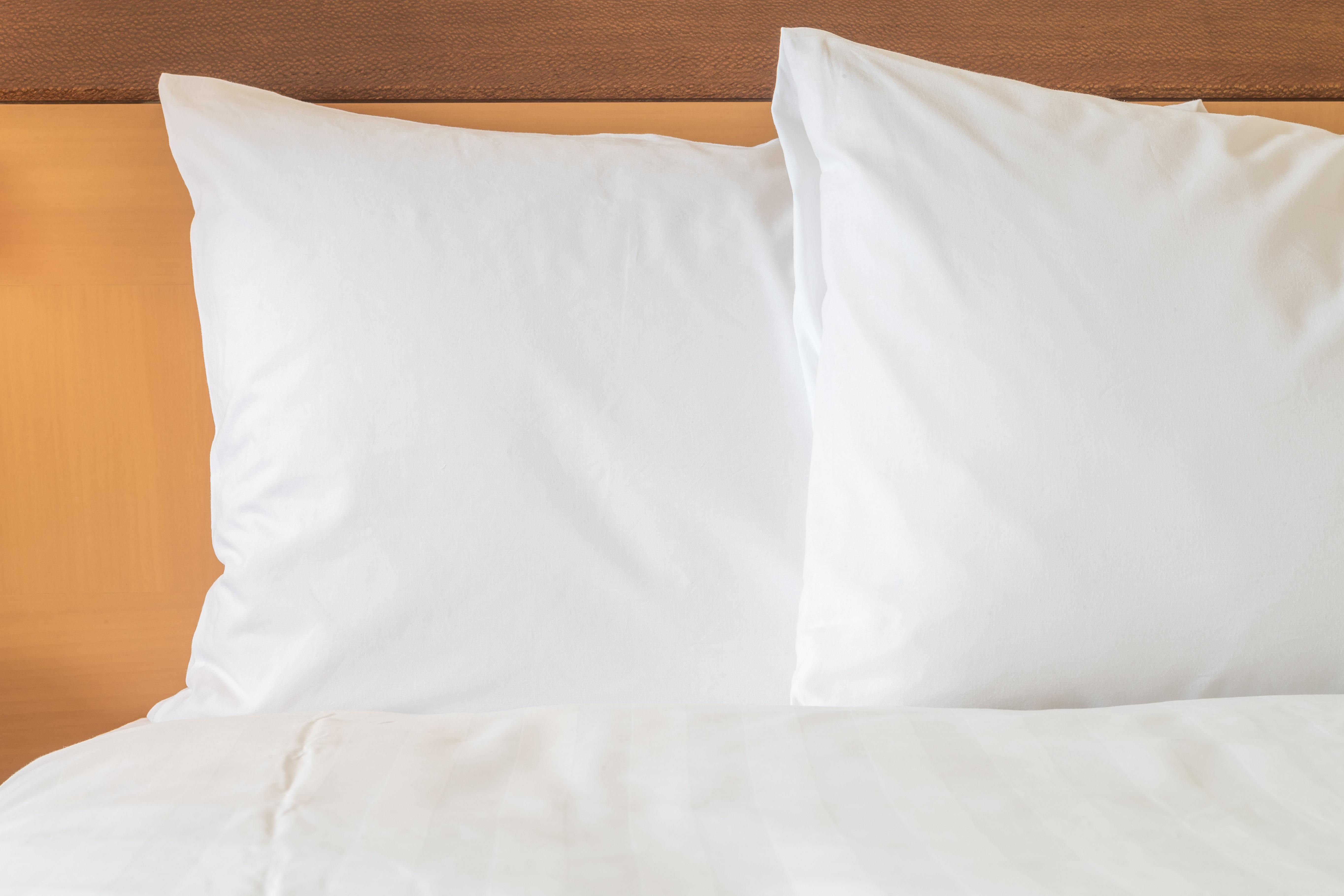 Holiday Express & By Ihg
