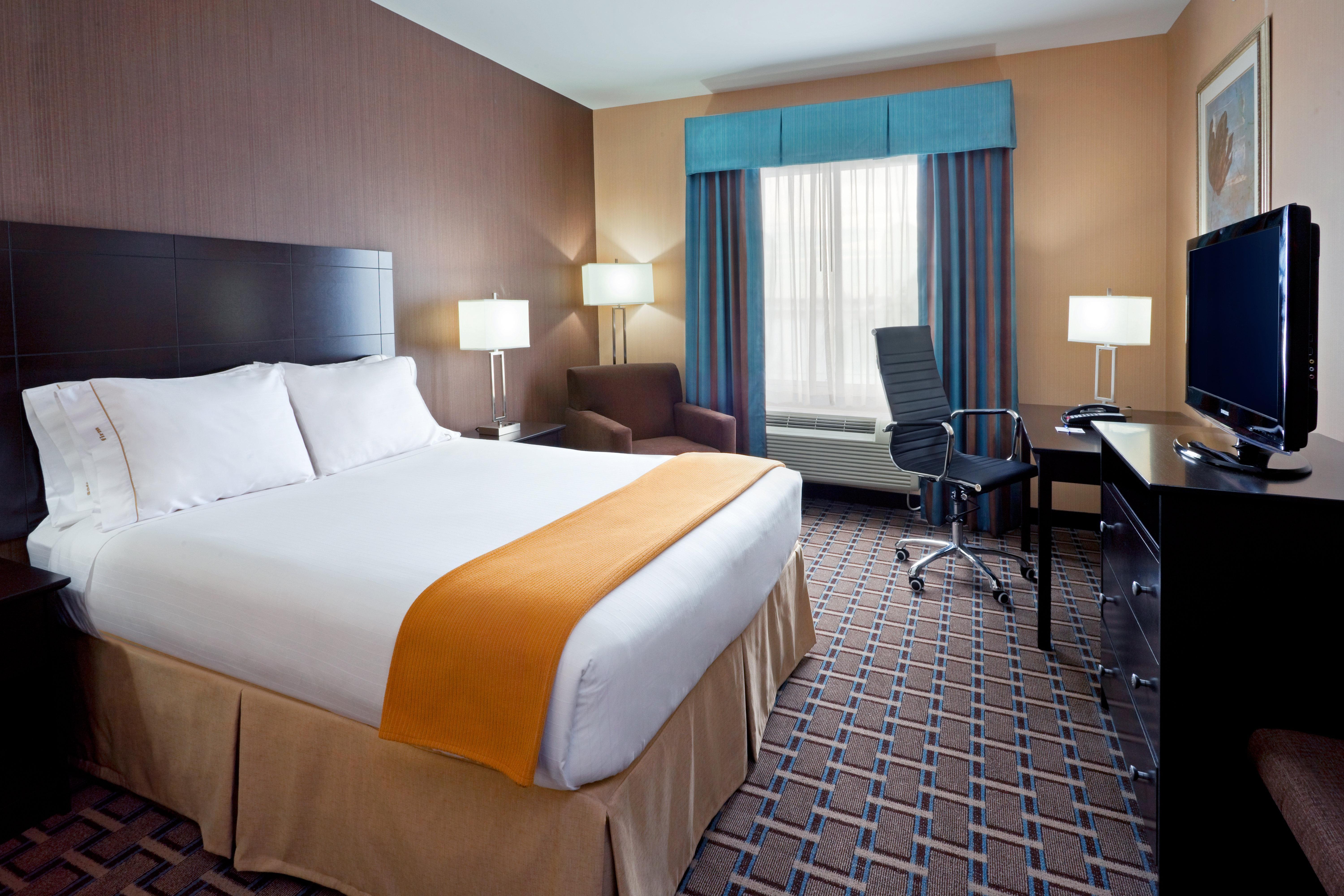 Express & By Ihg Hotel